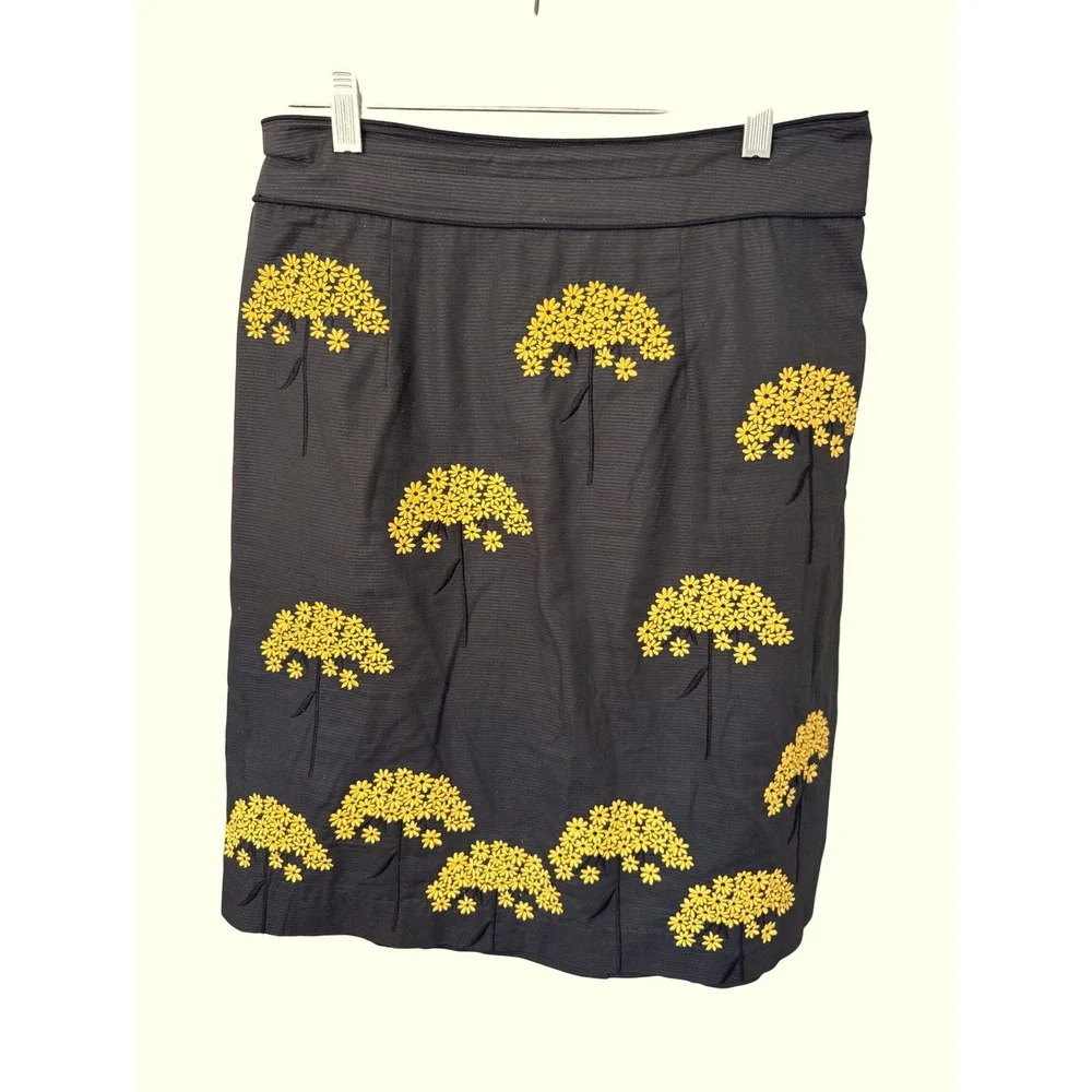 Anthropologie Floreat yellow floral embroidered fennel skirt Black yellow size 8